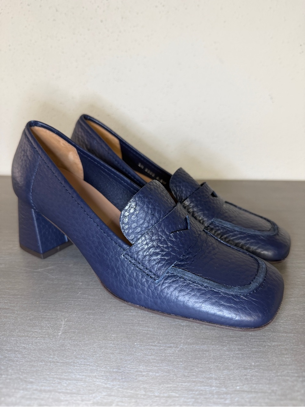 Aquatalia Carlina Block Heel Penny Loafer Square Toe Leather Blue 6.5 M Comfort